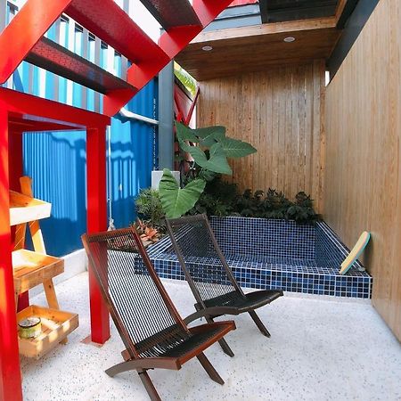 Little Ryukyu Hermit Crab Homestay остров Ламай Екстериор снимка