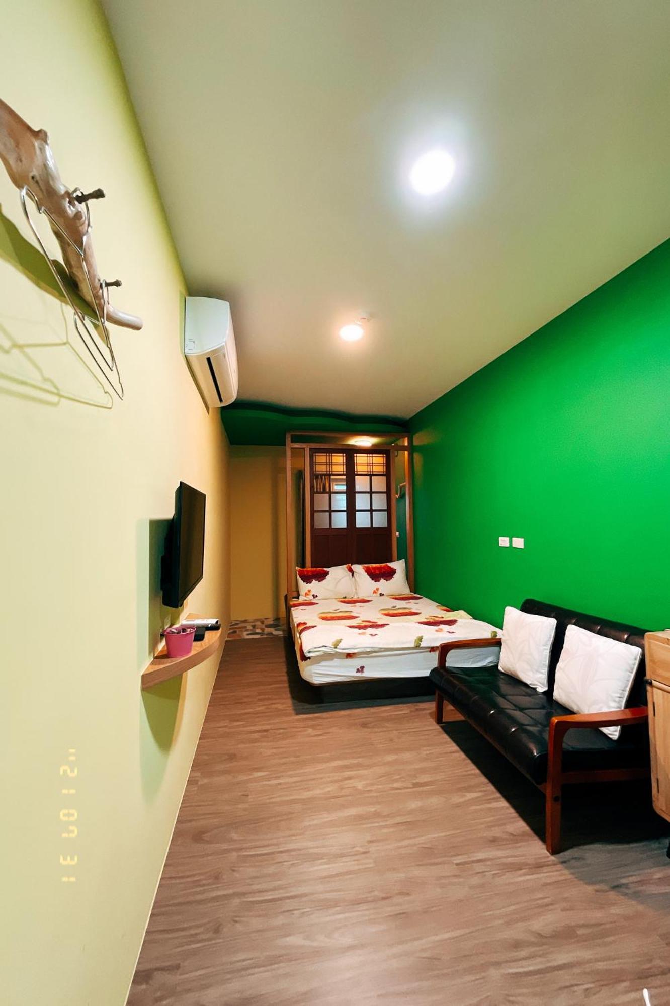 Little Ryukyu Hermit Crab Homestay остров Ламай Екстериор снимка